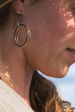 Load image into Gallery viewer, 3-metal Hoop Earrings
